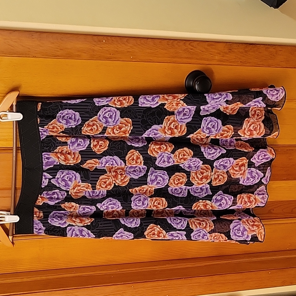 #78 - LuLaRoe Lola Skirt